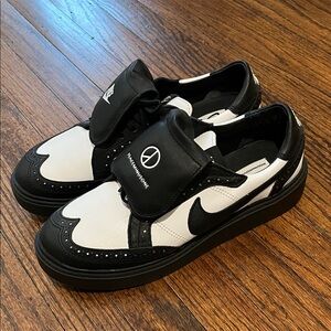 *Like New*Nike G-Dragon Kwondo 1 "Panda" sneakers